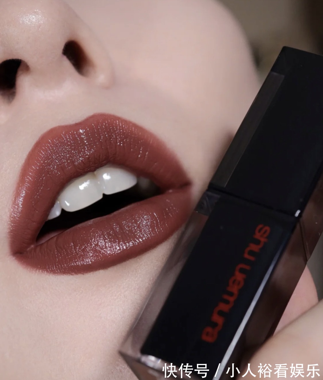色号 没想到,初秋最受欢迎的口红色号是奶棕色,黄皮涂也显白温柔