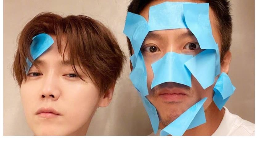 邓超鹿晗先后晒出球场自拍照,“父子”俩越长越像