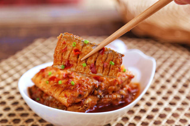 煎鱼|煎鱼总破皮?多加这1步,鱼皮完整,任翻不破,出锅太完美了