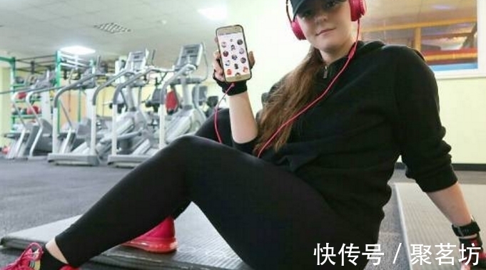 健身房|女子坚持健身2年却日渐长胖,网友却表示她胖对了地方