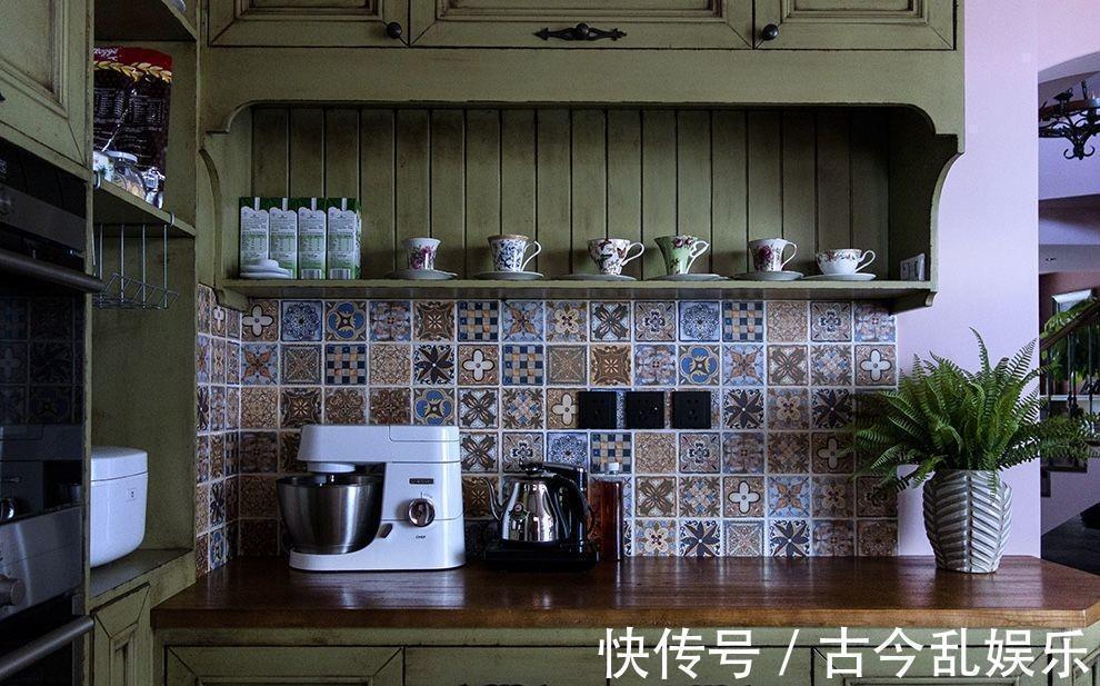 李思思|复古又浪漫,神秘又有诗意,处女座的别墅也是闪闪发光