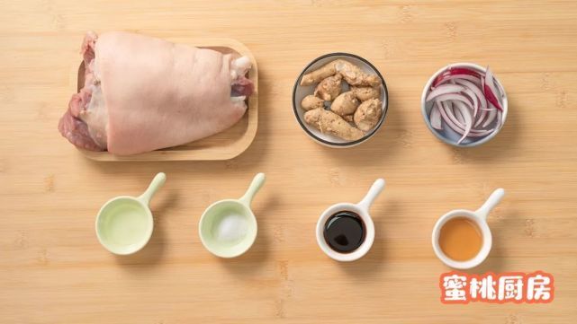 夏天最好吃的肉菜!清爽又开胃,一点不油腻,卷一下就能成!