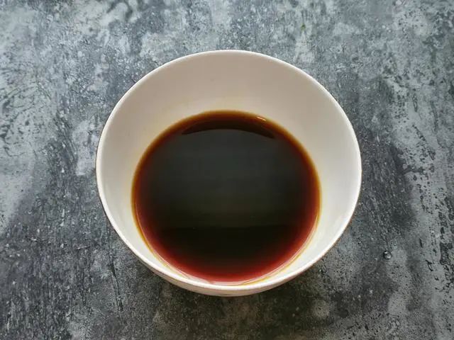 水淀粉|茄子这样做香浓入味，汤汁用来拌饭真解馋