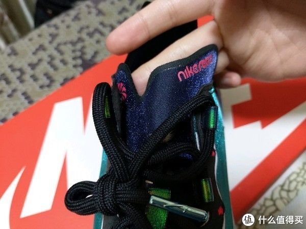  鞋面|肥仔王的鞋柜 篇十五：设计与性价比，可以得兼？Nike React Element 55 七夕特别款