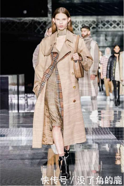 设计|2020最新秋冬风衣外套,3种卡其色经典系列风衣,穿上立刻显高级