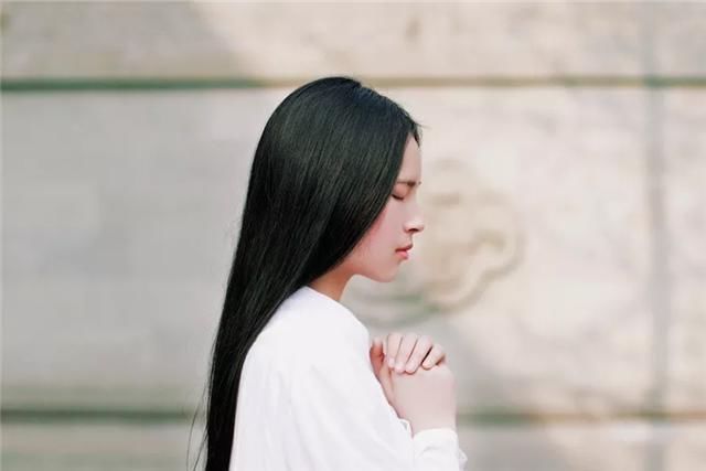 朱自清|与别人交谈时,少说这三件事,福气会越来越多