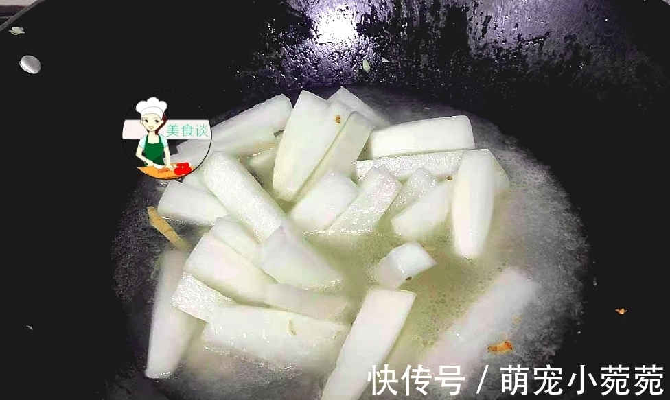 冬天，吃牛肉不如多吃它，焖一锅鲜甜营养，孩子多吃体格壮，不怕冷