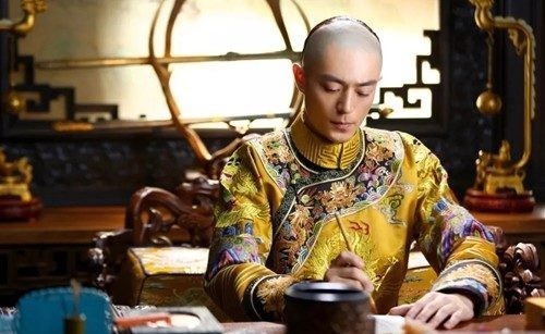 弘历|乾隆作的诗有多差劲？4万首仅1首入选小学课本，7岁小孩都知道