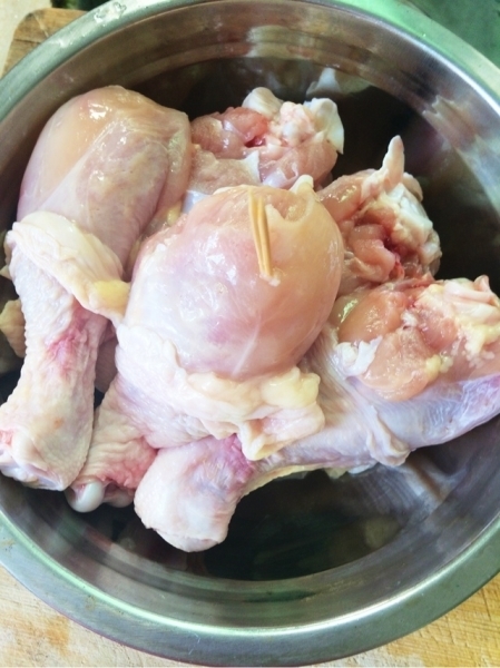 这才是鸡腿最好吃的做法,不加一滴水,简单到一个电饭煲就能搞定