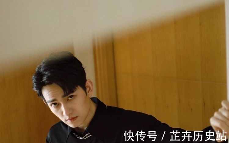张新成|“哥哥2”嘉宾阵容：新老男神齐上阵，豪华阵容引热议