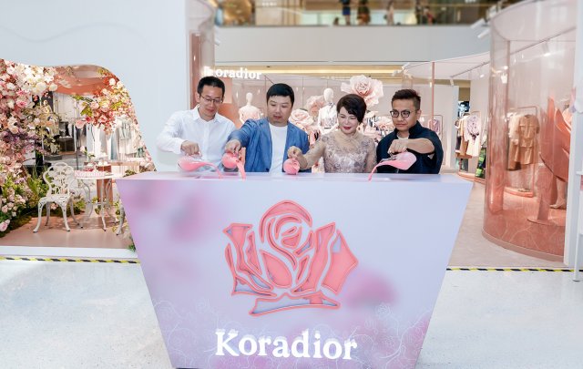 玛利亚|Koradior 玫瑰主题艺术展绽放万象天地