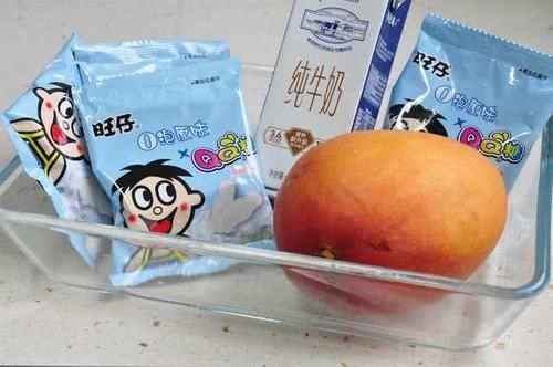 不用|1个芒果1盒牛奶,简单做春天最美味的小甜品,不用吉利丁也Q弹
