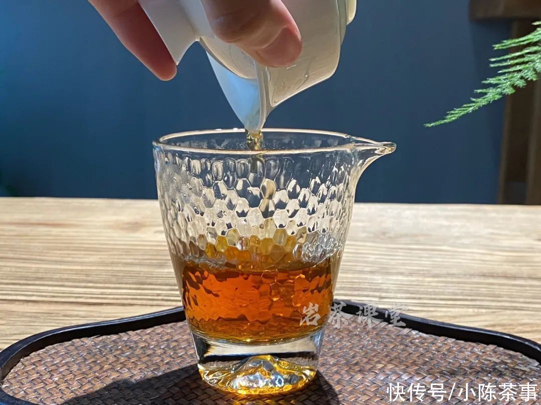 到手的岩茶,是马上喝?还是先放放再喝?一篇文章告诉你正确答案