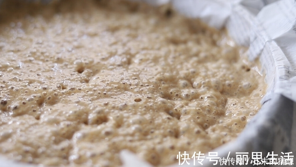 搅拌|想吃马拉糕，不用去茶楼了，教你自己做，蓬松柔软，不沾刀不粘牙