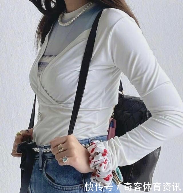 珍珠|Jennie竟然用珍珠当腰带，三七亚洲黄金比例，腰线比太优越