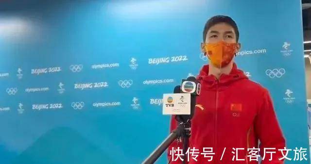 犯规|杀人式犯规!武大靖险被冰刀割喉,国人都被他激怒了!