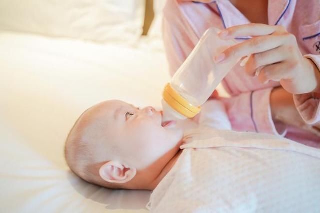 青宁妈妈0—3岁宝宝饮食指南，新手爸妈必备收藏！