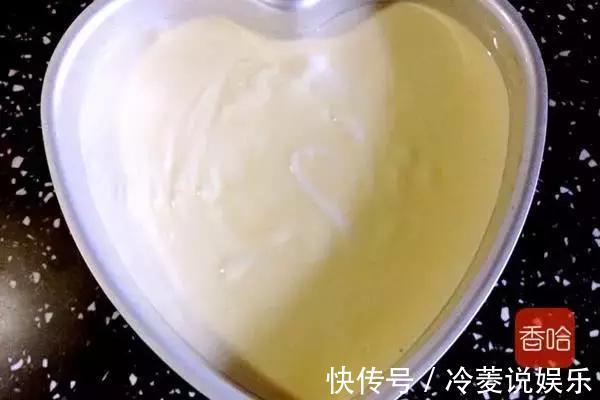 3个鸡蛋,一袋牛奶,蒸一蒸,做香喷喷蛋糕,家里有孩子不要错过