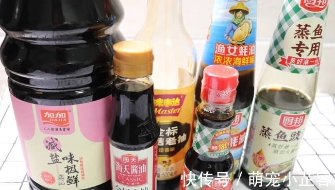 炒菜|终于知道生抽、老抽、味极鲜、酱油、蚝油的区别，20多年白吃了