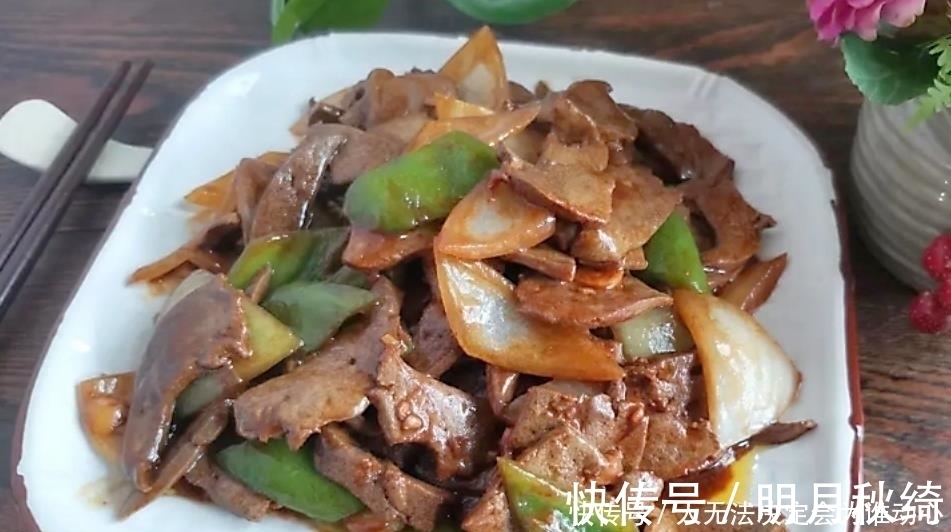 老农民|《老农民》牛大胆摆阔，客人点一桌子羊肉餐，大胆瞬间脸都绿了