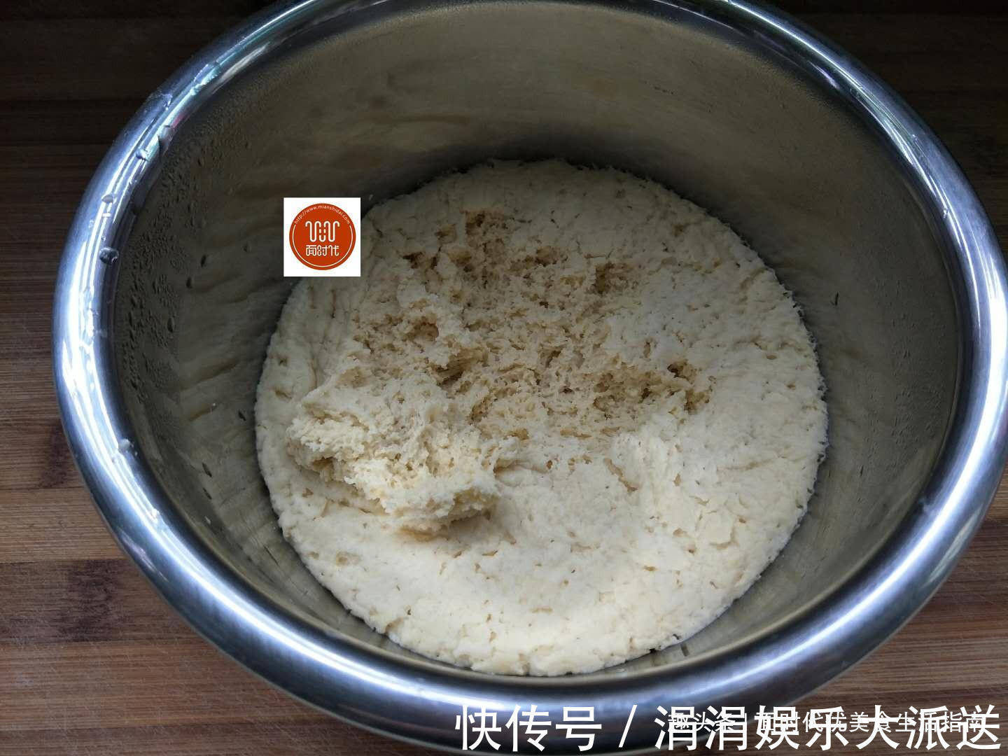 玉米饼，教你一招，比城里卖的蛋糕还要好吃，儿子一下吃了5个