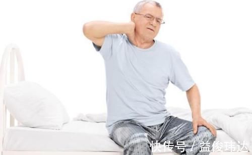 热水澡|一天中人的血压有两高峰期，有些人不知道，或许以为是高血压