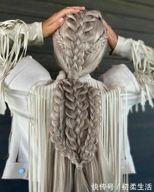 漂亮 21岁小伙编出漂亮的发型,脸:想要,发型:你不配