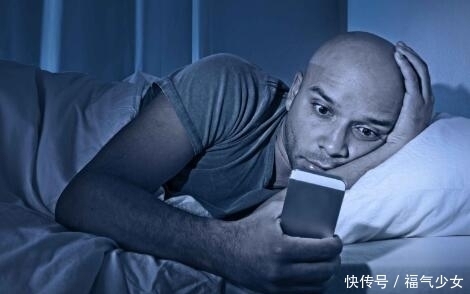 年轻|年轻是本钱,5个坏习惯最好少做,易患癌,最好改掉