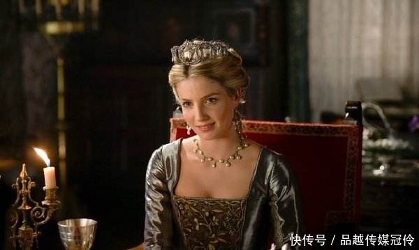亨利八世|她是国王的堂姨，却被国王送上断头台，原因或者是这三个