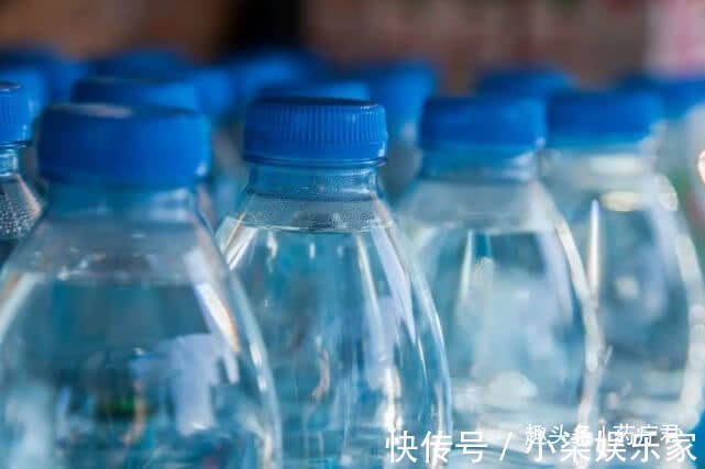 常喝|苏打水是什么高级水常喝真的防病,降尿酸吗