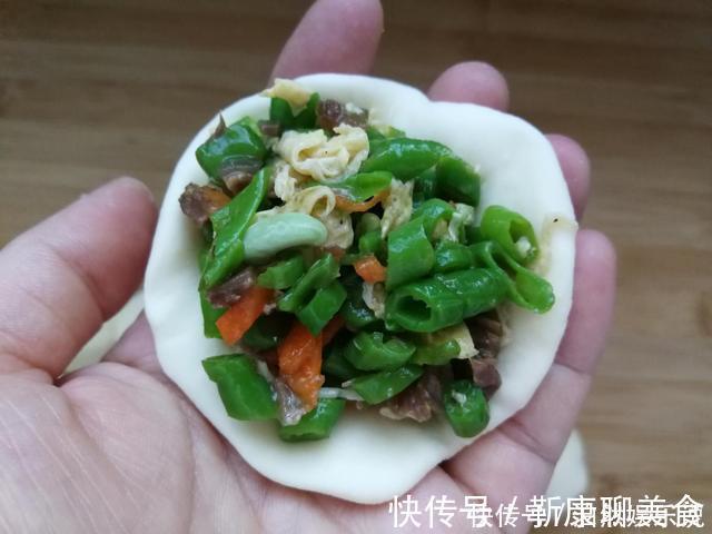 馅饼|想吃馅饼又不会发面,教你一种懒人做法,30分钟可以做一大盆