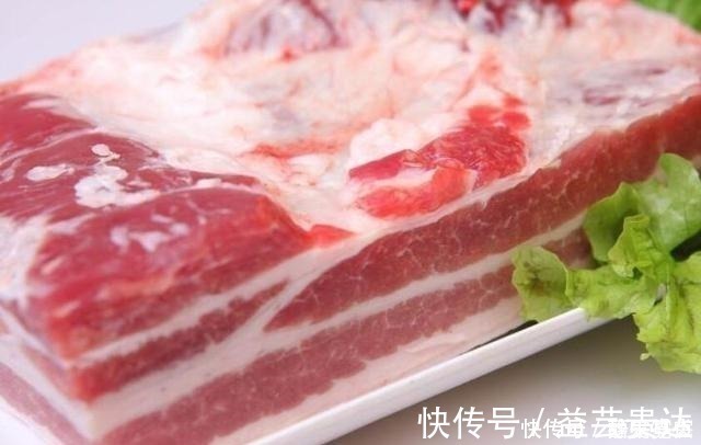 做红烧肉先炒糖色还是先煸肉今天教你红烧肉正确做法,不要错了!