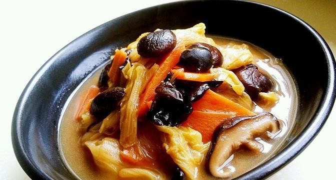 隔夜菜不一定致癌，专家除了五种不能隔夜，别的都可放心吃