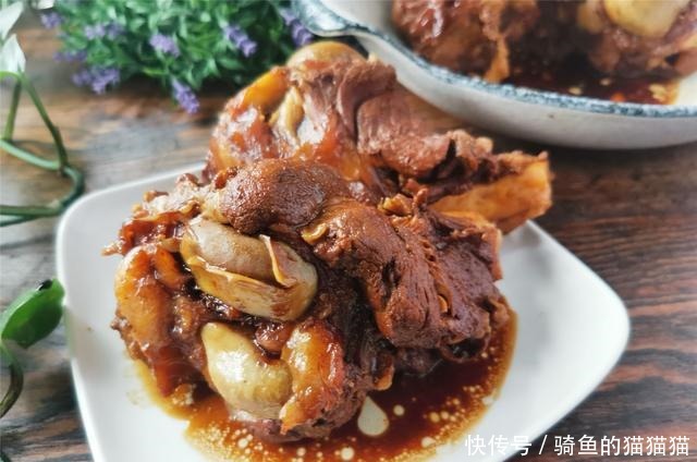 猪的这个部位,南方用来煲汤,还是东北这个做法香,给排骨都不换!