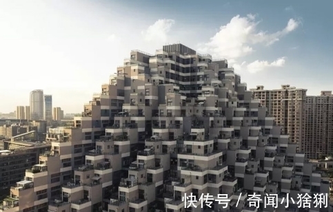 邻居|中国“金字塔”大楼火了,邻居串门不用走楼梯,网友:方便小偷?