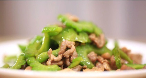 肉怎么炒才嫩滑?30年大厨教你9招,炒出的肉肉滑嫩好吃不塞牙