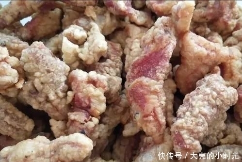 大葱|炸酥肉时加面粉还是加淀粉？都不对，教你地道做法，外脆里嫩！