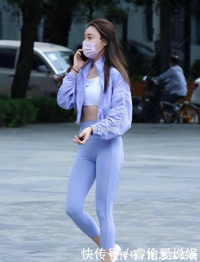 休闲|休闲时尚的破洞牛仔裤,能够衬托出身材的曲线,打造精致女人