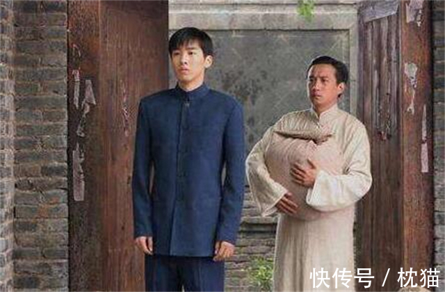 四世同堂@老舍在《四世同堂》中渗透出普通中国人的基本生存观:凑合着活