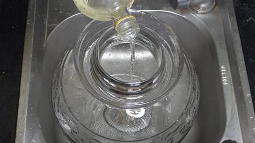 泡酸菜别只加盐，30年老方法告诉你，又酸又脆，放一年不会坏