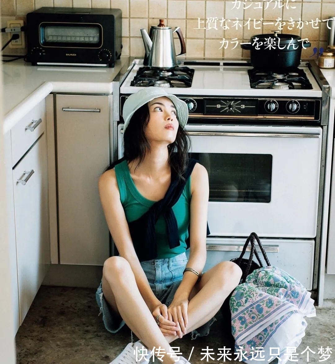 卡其色|2021流行穿这两个颜色,显白又高级,太圈粉啦!