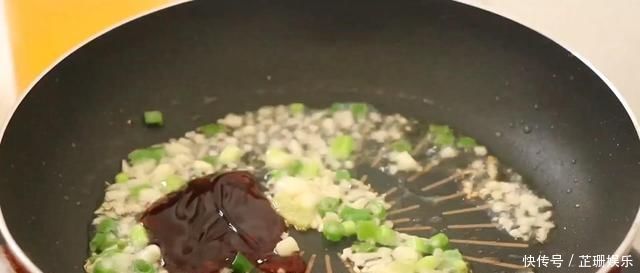 豆腐自从学会这个做法,家人三天两头点名吃,鲜嫩入味,比肉都香