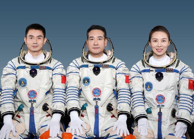 航天员|女航天员是怎样“炼”成的？揭秘中国女航天员选拔过程，太残酷了