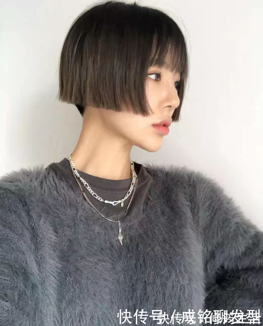 女生|圆脸女生千万别剪齐嘴短发,尽管显脸瘦也很时尚,不适合也是白搭