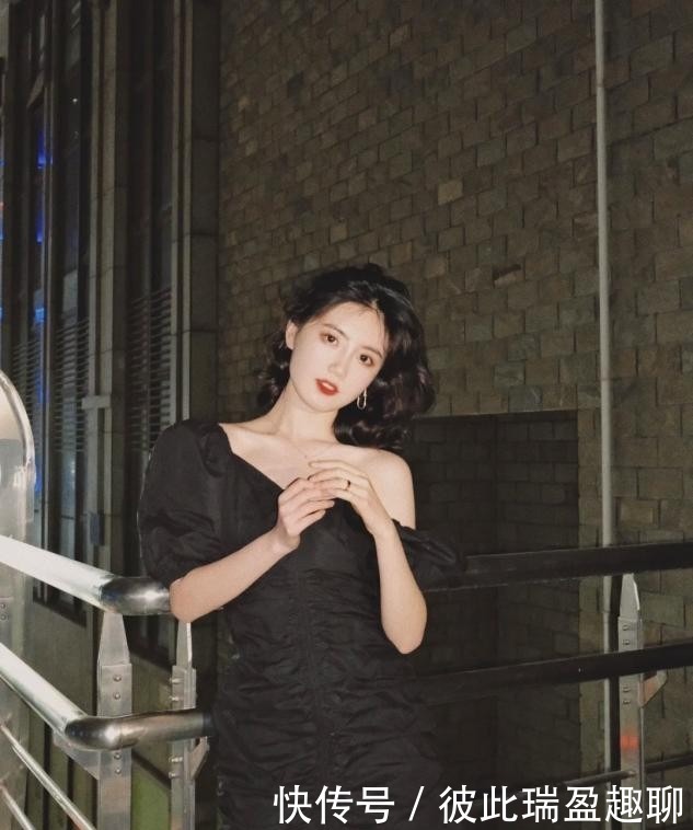 发型|女人过了50岁尽量少烫“大妈卷”,试试这5种发型,时髦显气质