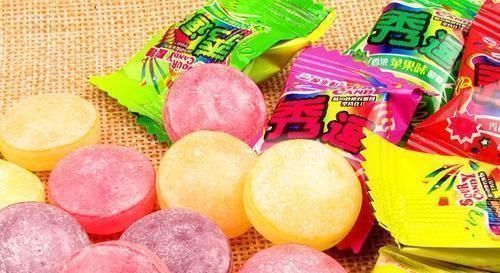 糖果|网评“酸到脸抽搐”的4种糖果,能全吃完的,定是吃货中的战斗机