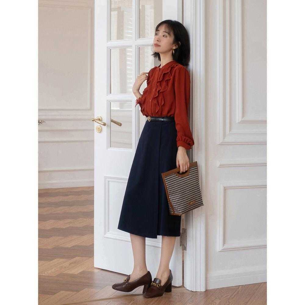 小姐姐|秋季如何穿出干练高级感?“衬衫”搭配是好选择,衣橱必备单品