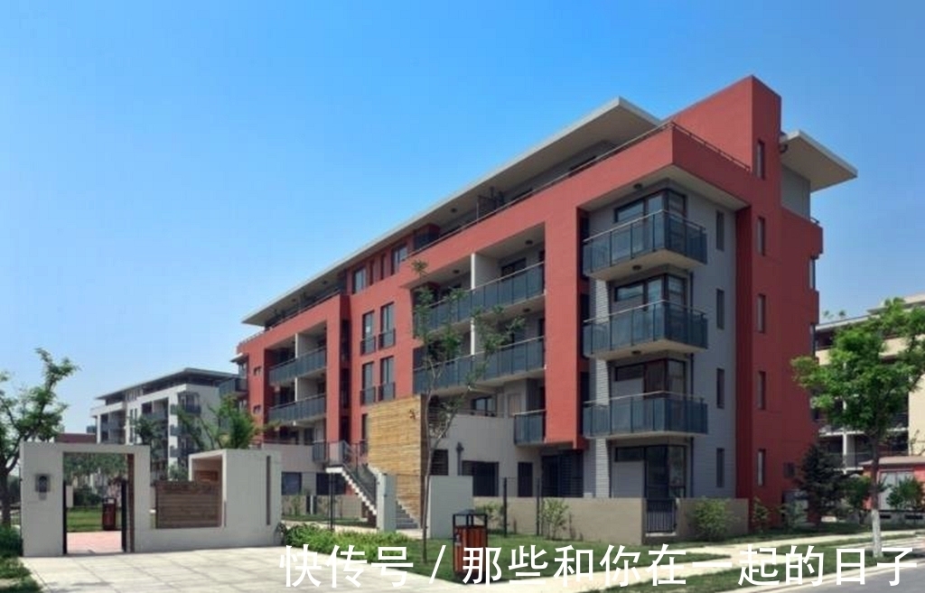 卧室|越来越多人卧室不买双人床了,现在流行这种床,省钱省事省空间