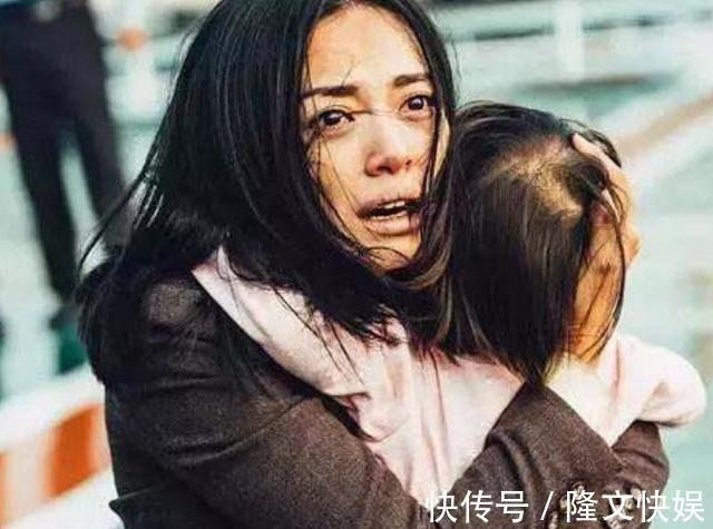 跳广场舞|5岁萌娃和家人走散,自己到警察局报警寻人我姥姥走丢啦