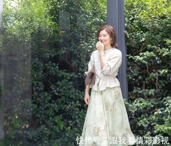 基础款 女人40穿衣不惑，学会这些搭配技巧，用基础款穿出优雅高级范！